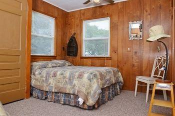 Lucky Horseshoe Cabins Otel Au Sable Dış mekan fotoğraf